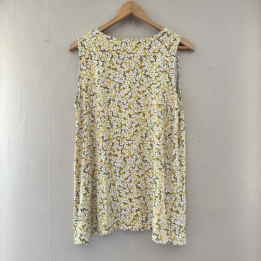 J Jill Wearever Collection Floral Sleeveless Top Size L Yellow Garden Cottage
